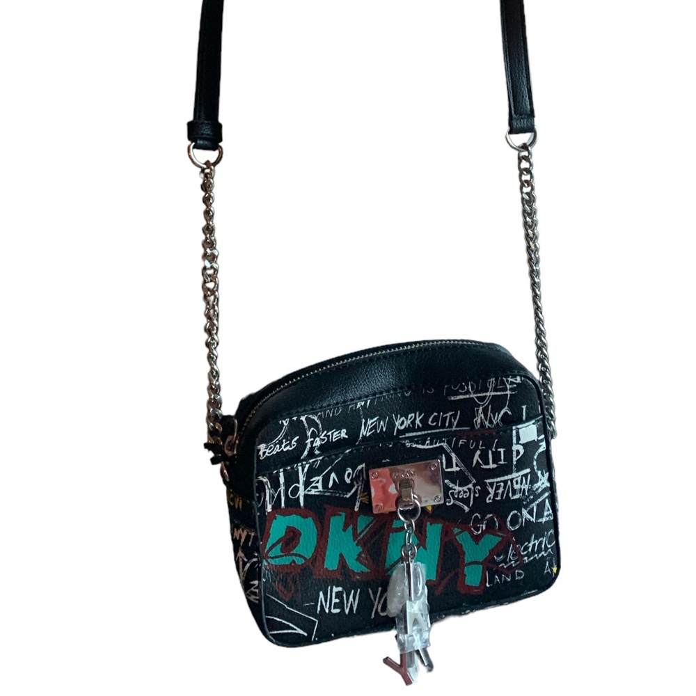NEW DKNY Cleo Top Zip Camera Handbag Shoulder Purse Chain Strap Tattoo New York